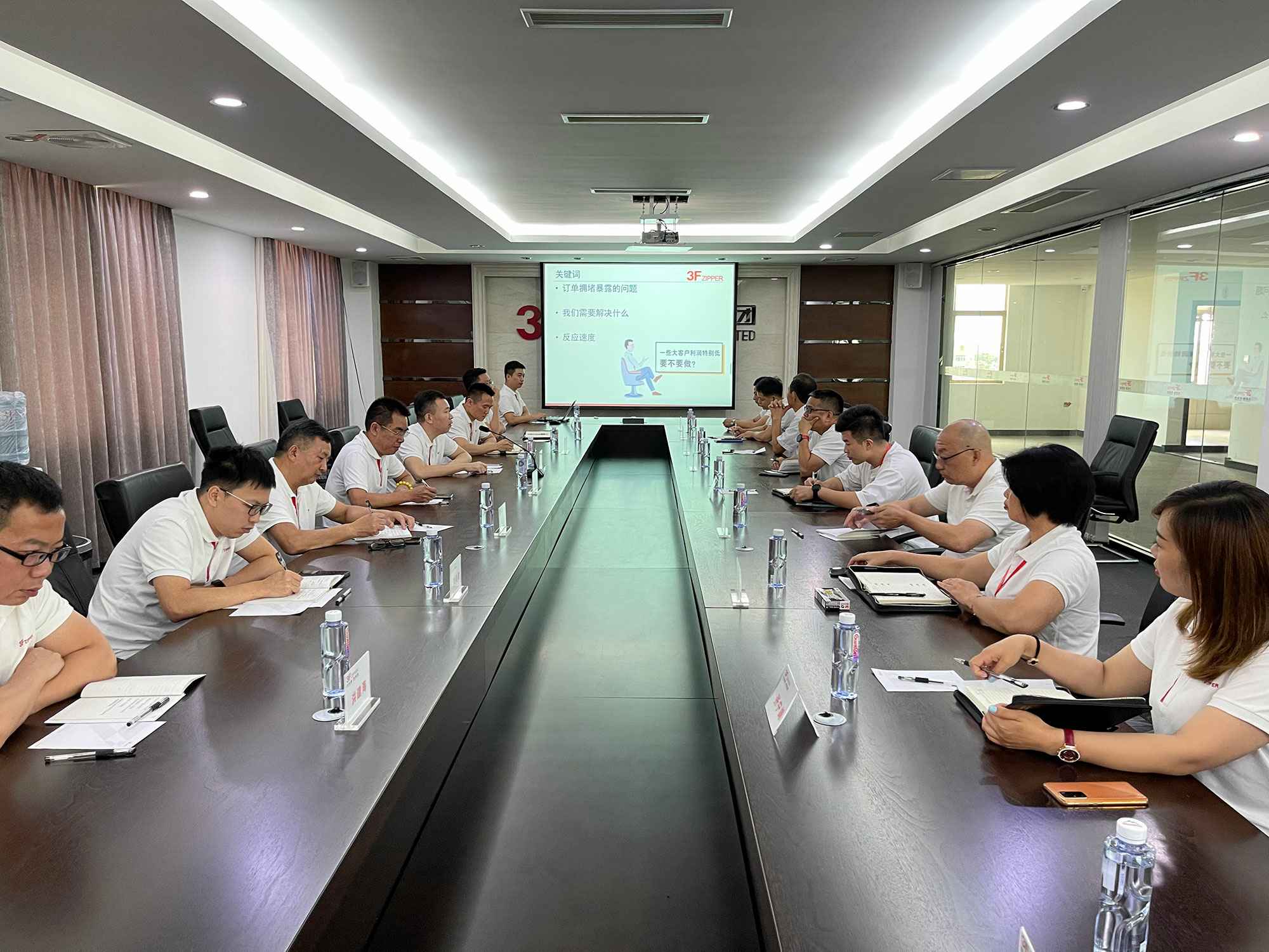 长沙明轩文化创意设计有限公司召开上半年总结暨下半年计划会议